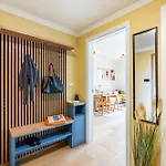 Lejlighed Days - One-bedroom With Balcony, Garage & 250 Mbs Wifi Prag